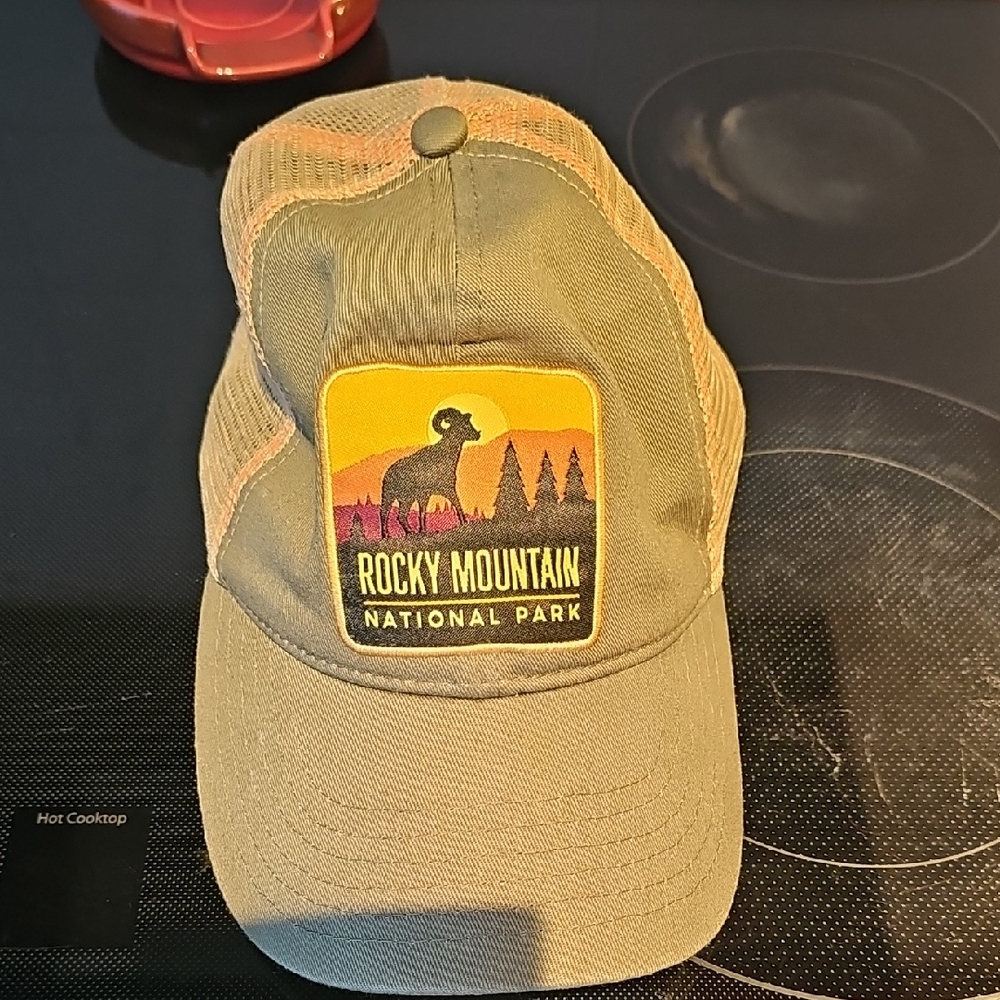 Tan Cap